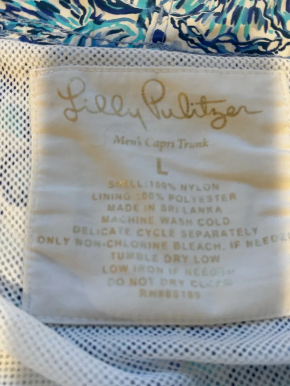 Lilly Pulitzer Mens Capri Swim Trunks in Call My Shell Phone Print Size L Resort